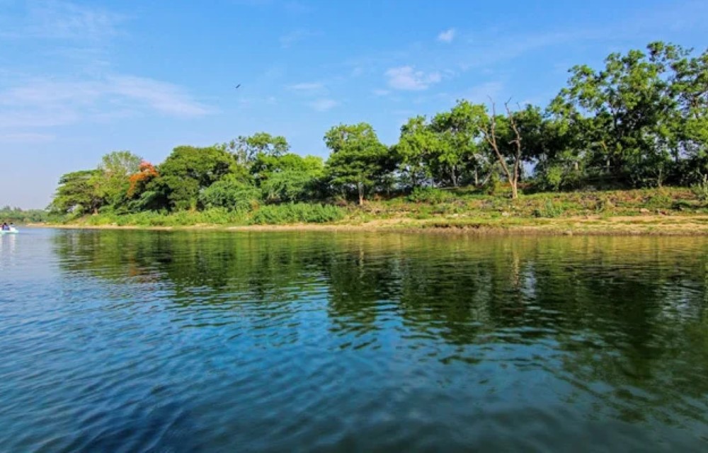 Ousteri (Oussudu) Lake And Bird Sanctuary